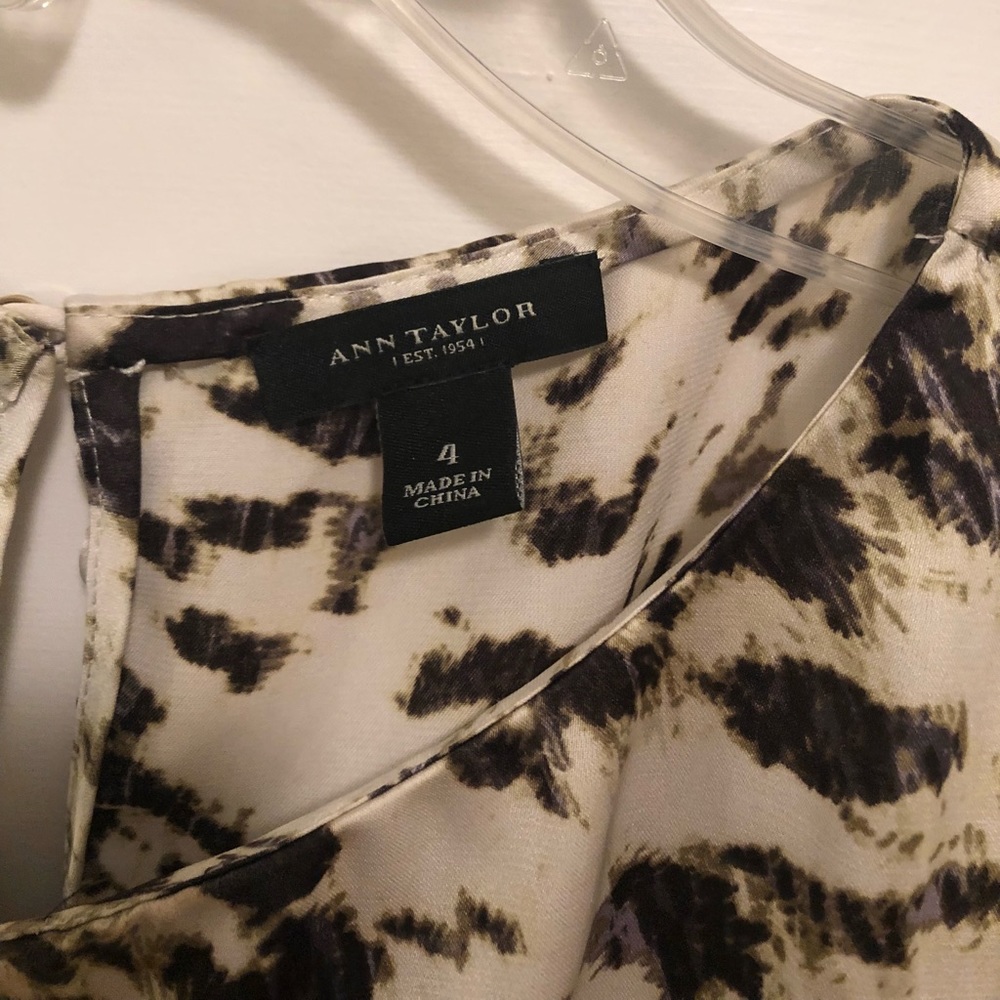 Ann Taylor Sleeveless Top